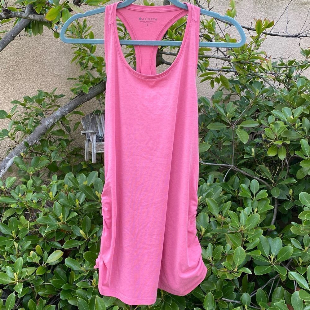 Athleta Athletic Workout Salmon Colored Tank Top Sz L EUC!